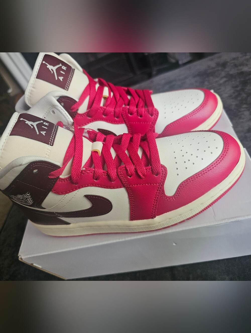 Women's 8 Nike Air Jordan 1 Retro Pink/White Low-Top Sneakers